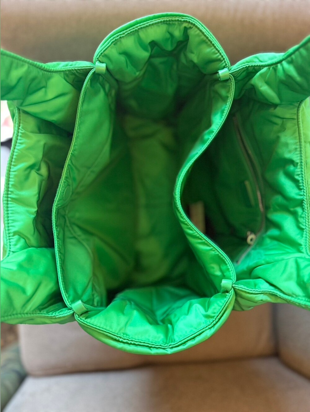 Prada Hobo Green Quilted Nylon Tote Bag - Picture 3 of 4